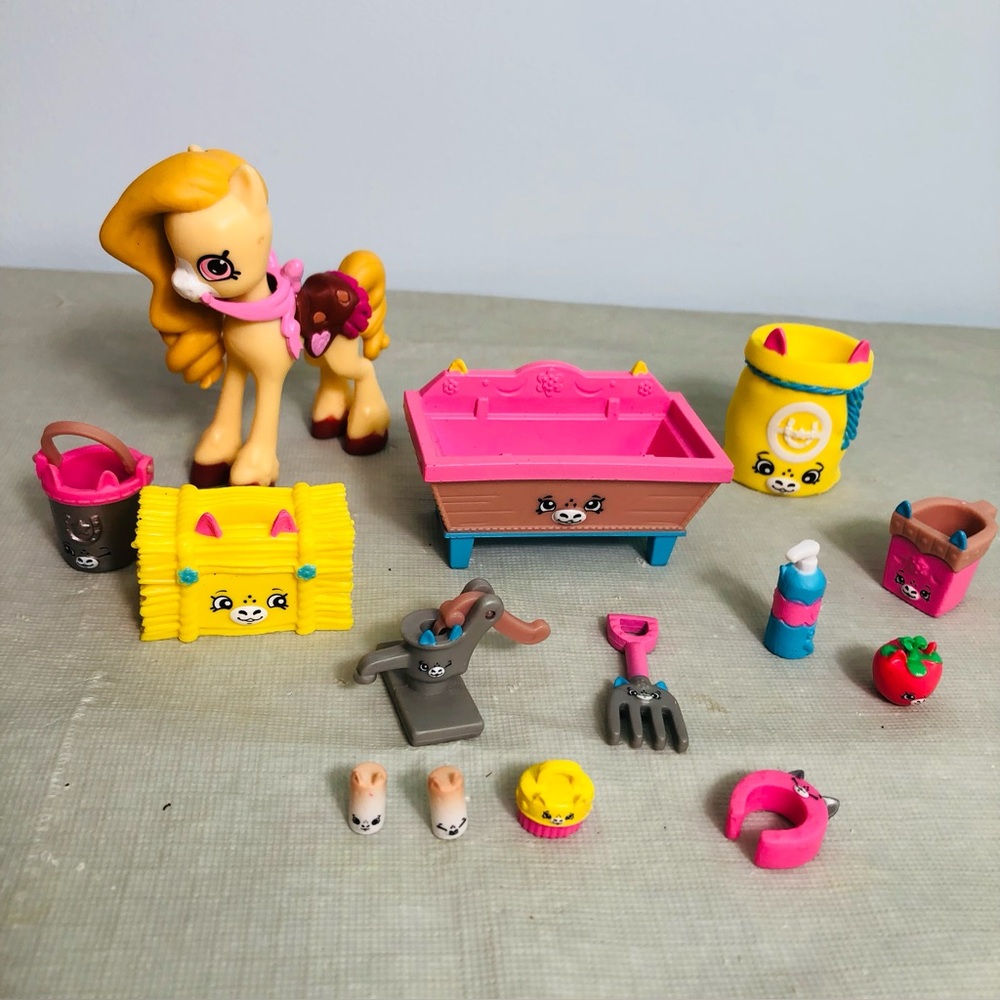 Poni Crumbles Shopkins Happy Places Complete Set
